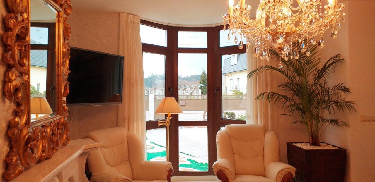 Villa Casa Victoria Garden Con Jacuzzi Y Piscina à Caldas De Reis Extérieur photo