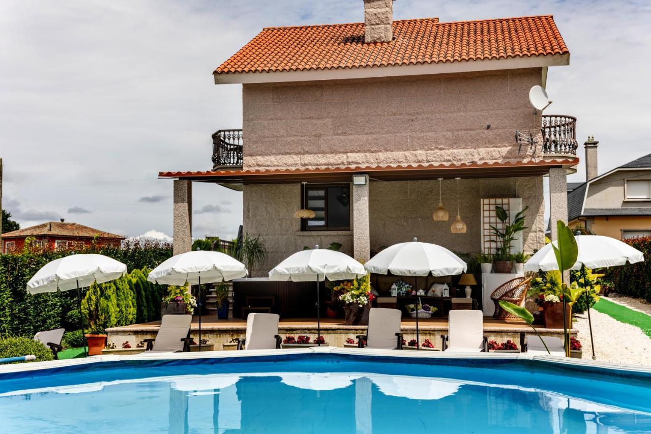 Villa Casa Victoria Garden Con Jacuzzi Y Piscina à Caldas De Reis Extérieur photo